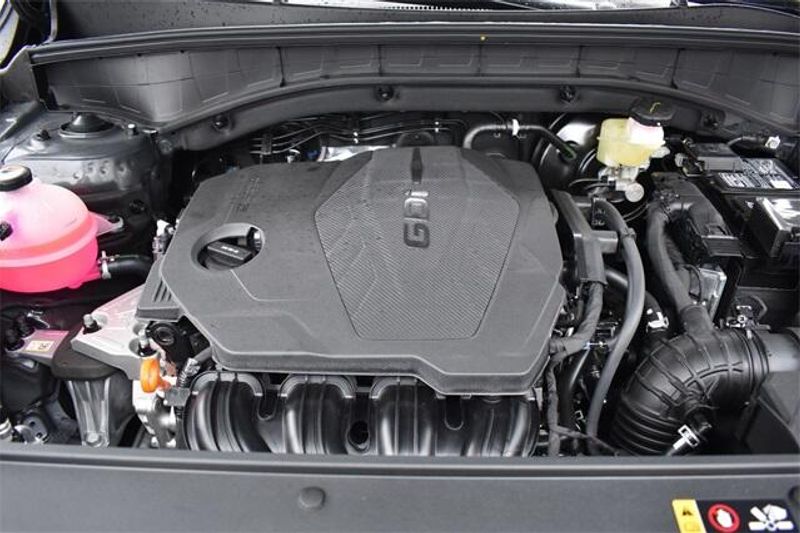 2025 Kia Sorento LXImage 29