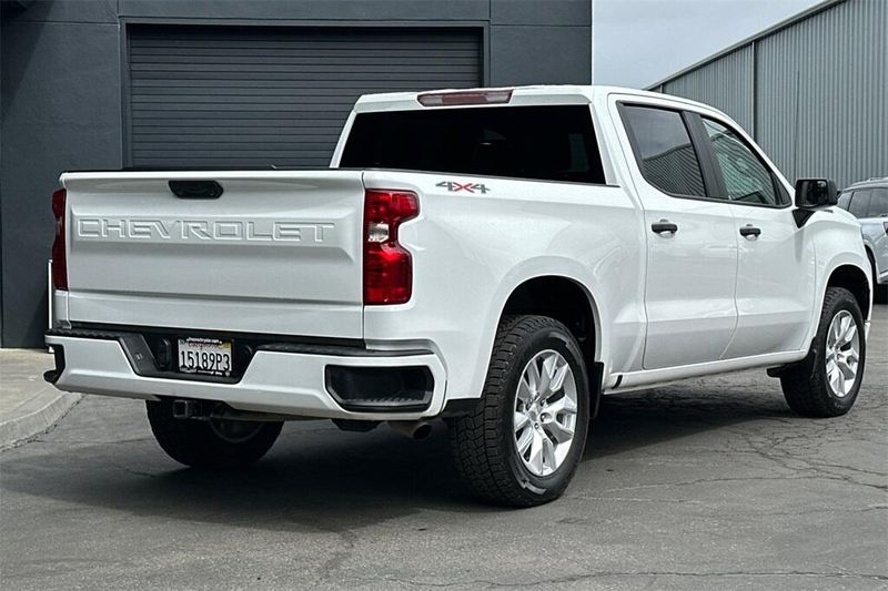2022 Chevrolet Silverado 1500 Custom photo 4
