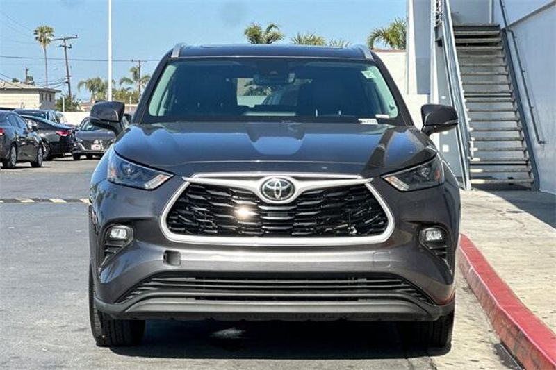 2022 Toyota Highlander XLEImage 7