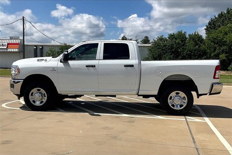 2024 RAM 2500 Tradesman Crew Cab 4x4 6