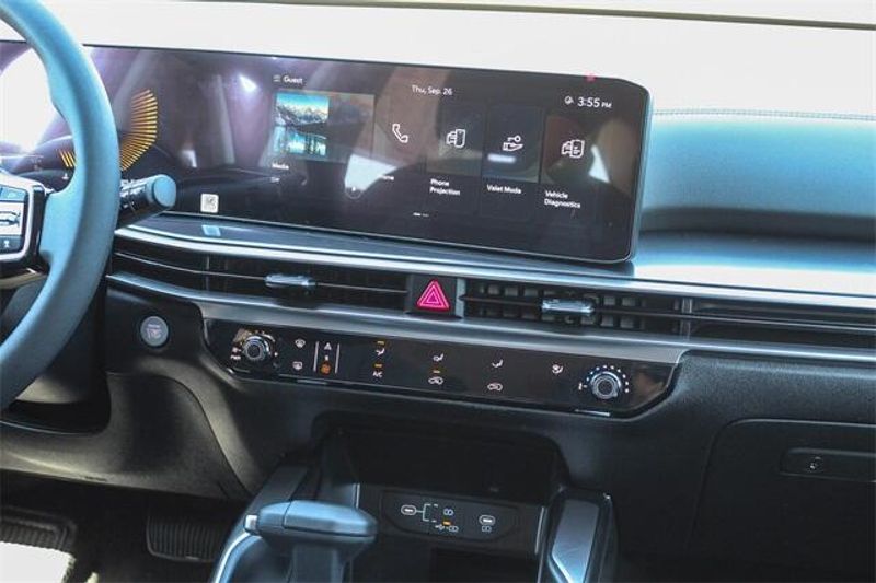 2025 Kia Sorento LXImage 6