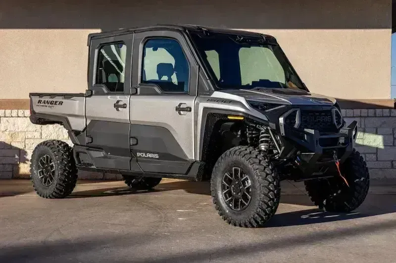 2025 Polaris RANGER CREW XD 1500 NORTHSTAR EDITION ULTIMATE TITANIUM METALLIC GLOSS Image 5