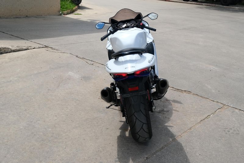 2023 Suzuki HAYABUSA WHITE Image 4