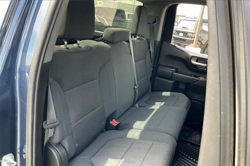 2021 Chevrolet Silverado 1500 CustomImage 26