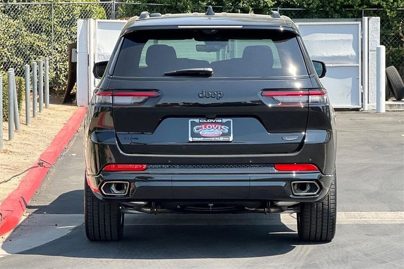 2025 Jeep Grand Cherokee L Summit Reserve photo 5