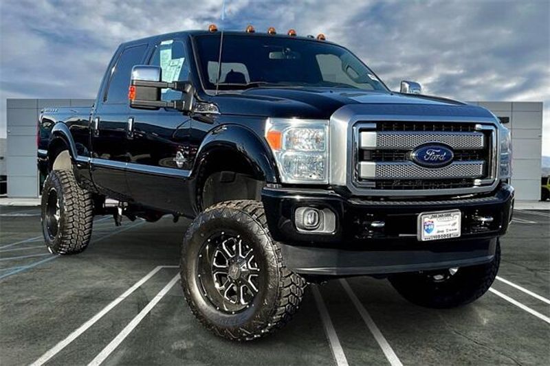 2016 Ford F-250 LariatImage 12