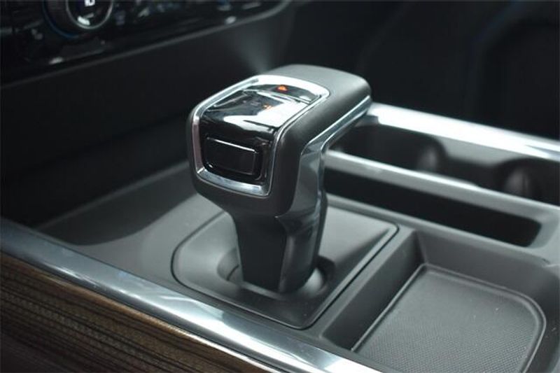 Used 2025 Chevrolet Silverado 1500 LTImage 23