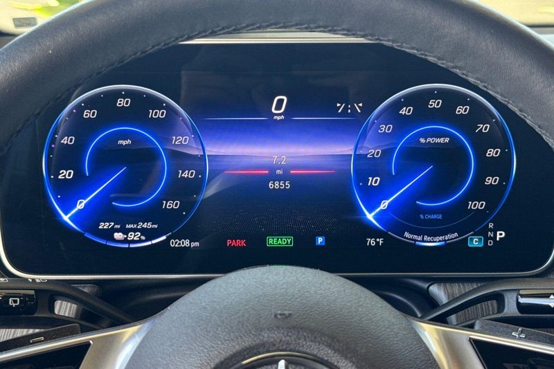 Used 2025 Mercedes-Benz EQE 350 SUVImage 31