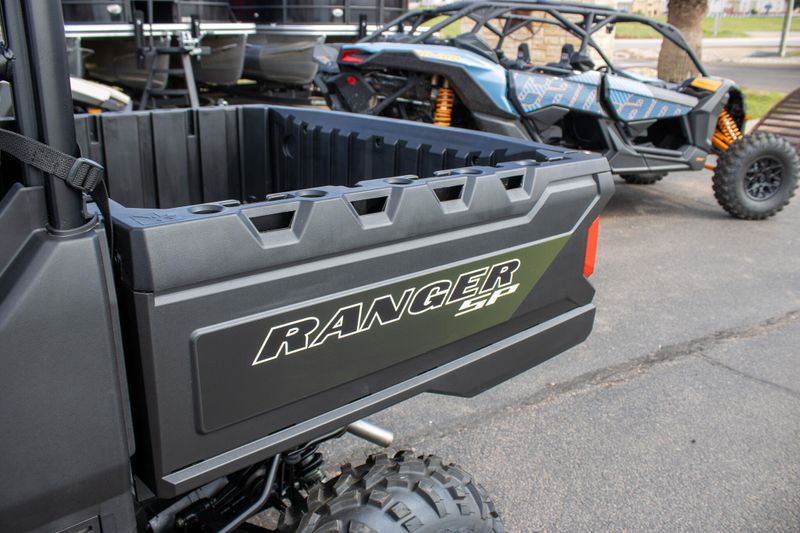 NEW 2026 POLARIS RANGER CREW SP 570 Image 12