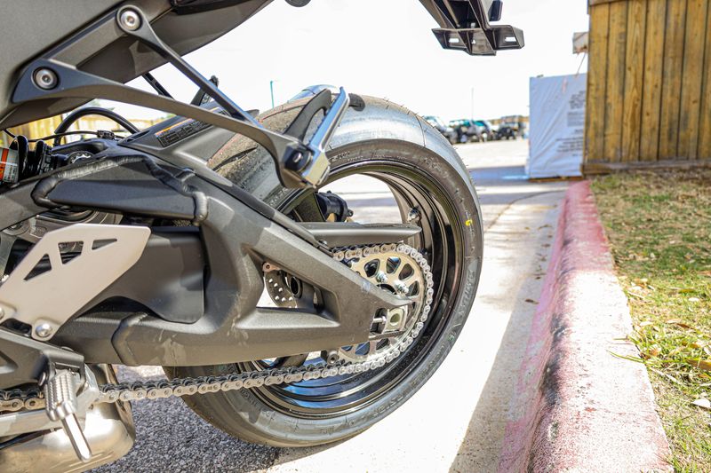 NEW 2026 KAWASAKI NINJA ZX10R ABS Image 6