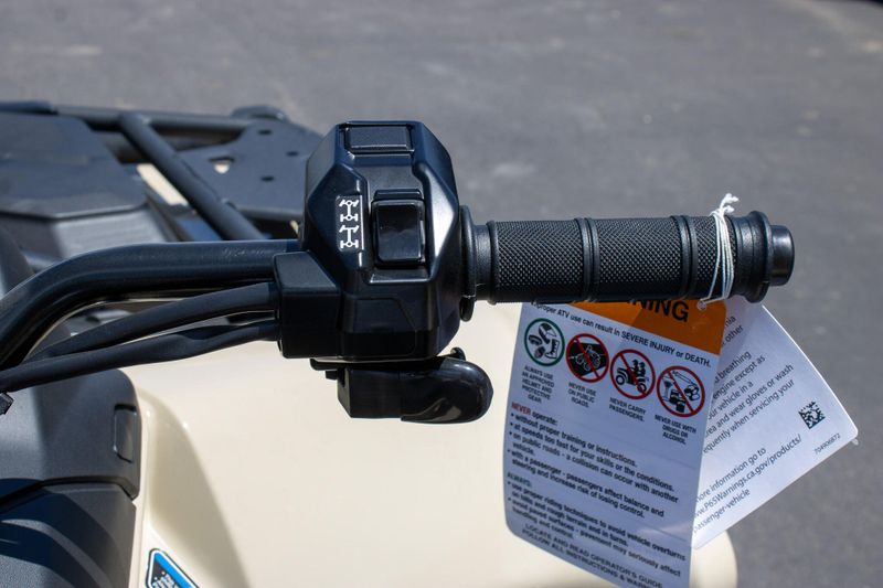 NEW 2026 CAN-AM OUTLANDER PRO HD5 Image 10