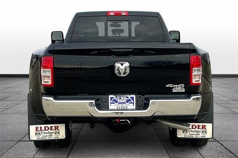 2024 RAM 3500 Tradesman Crew Cab 4x4 8