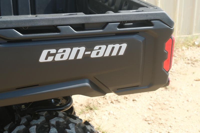 2025 Can-Am DEFENDER DPS HD9 STEALTH BLACK Image 30
