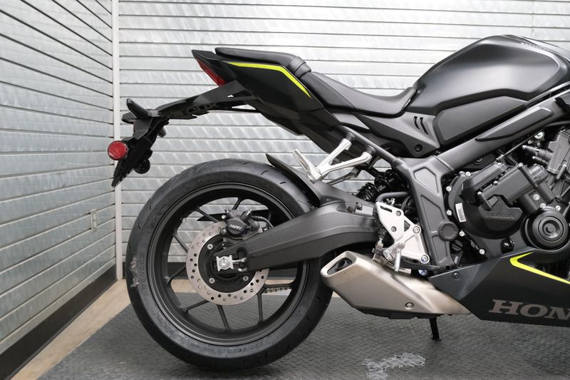 NEW 2026 HONDA CBR650R ECLUTCH Image 15