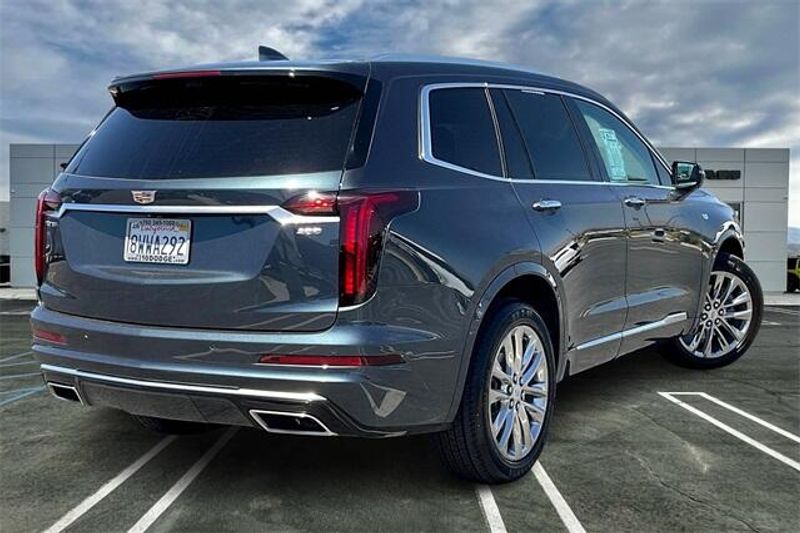 Used 2021 Cadillac XT6 Premium LuxuryImage 13