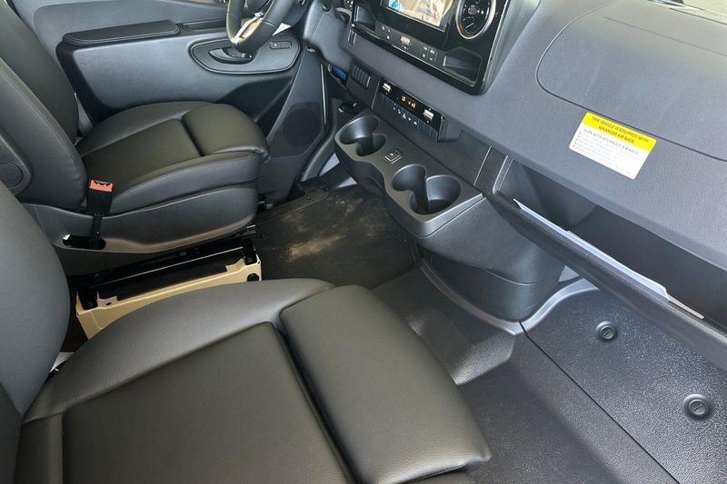 New 2026 Mercedes-Benz Sprinter 2500 Cargo 144 WBImage 12