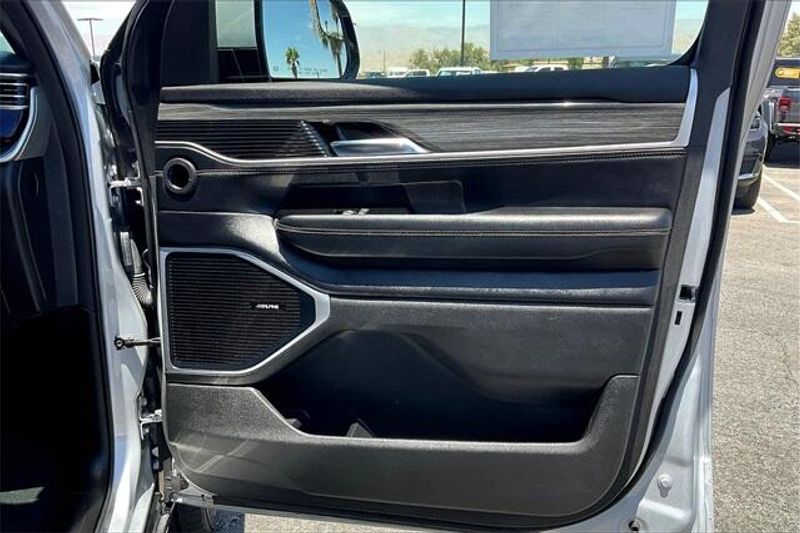 2022 Jeep Wagoneer Series IIImage 23