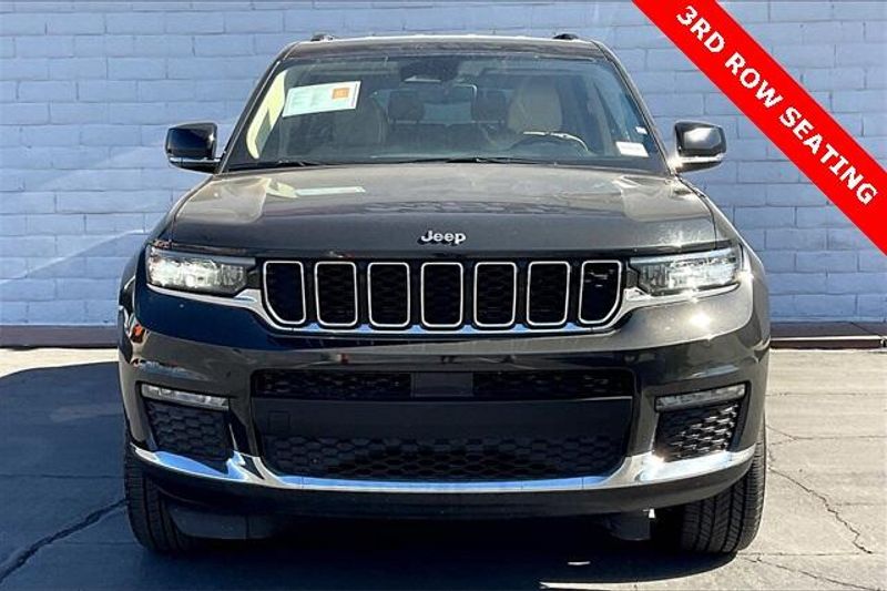 Used 2021 Jeep Grand Cherokee L LimitedImage 2