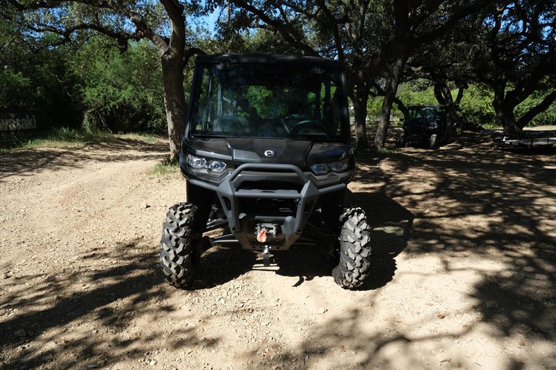 2025 Can-Am DEFENDER XT HD10 STEALTH  BLACKImage 5