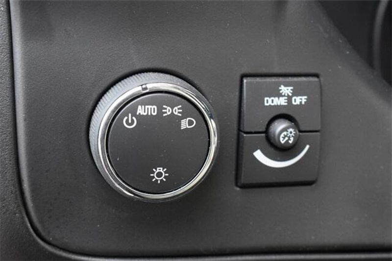 New 2025 Chevrolet Express 3500 Work VanImage 16