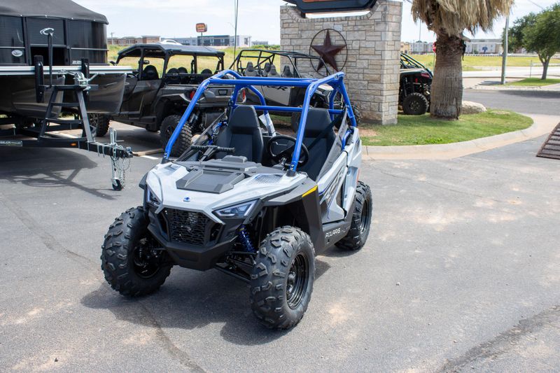 NEW 2026 POLARIS RZR 200 EFI Image 10