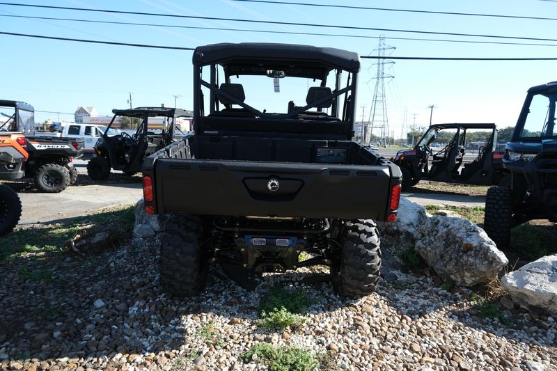 2025 Can-Am DEFENDER MAX DPS HD7 COMPASS GREENImage 7