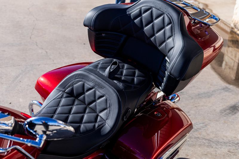 NEW 2026 INDIAN MOTORCYCLE PURSUIT LIMITED WITH 112 AND AUDIO PACKAGE Image 17