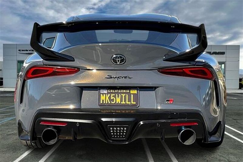 2021 Toyota Supra 3.0 photo 3