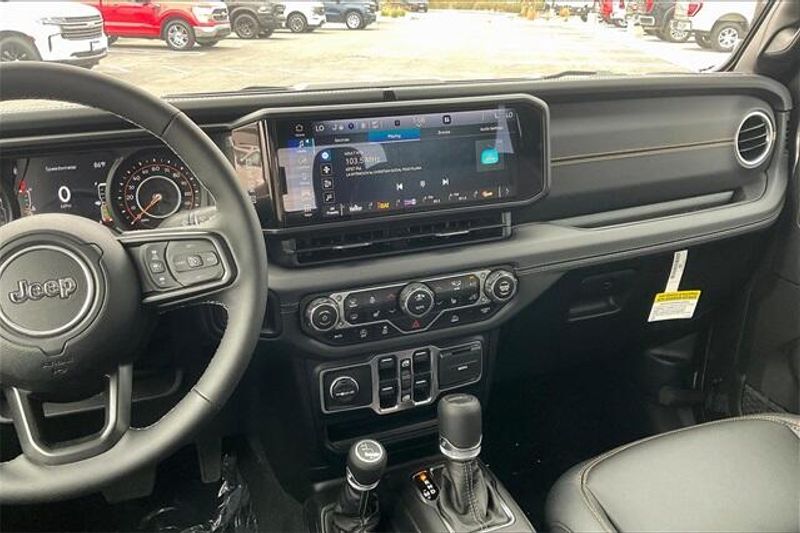 2025 Jeep Gladiator Big Bear 4x4Image 5