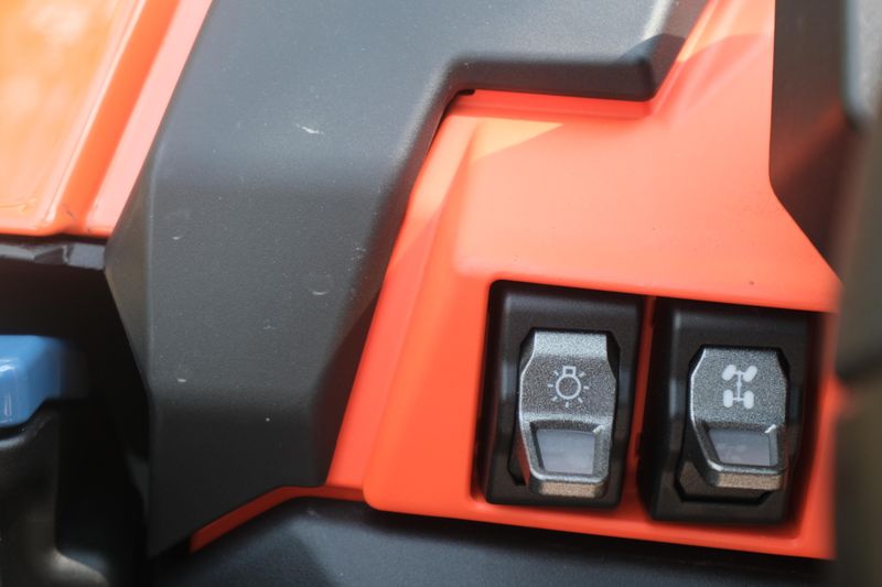 2025 Polaris RZR PRO S 4 PREMIUM ORANGE RUST AND ZENITH BLUE Image 16