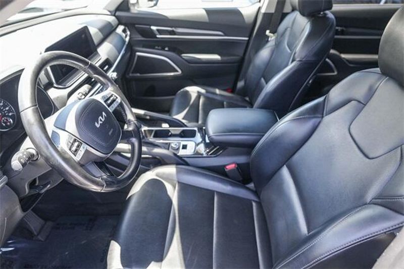 Used 2022 Kia Telluride LXImage 19