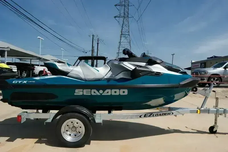 NEW 2026 SEADOO GTX LIMITED 325 WITH SOUND SYSTEM Image 3