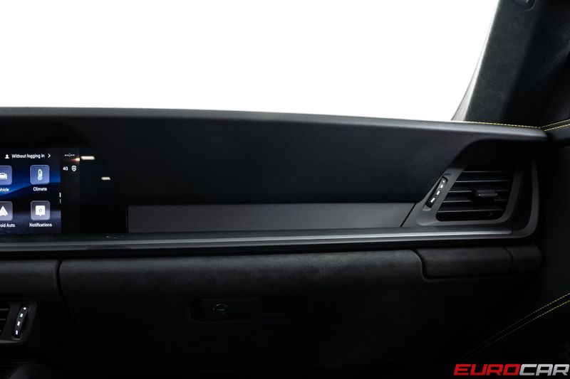 2026 Porsche 911 GT3 *6-SPEED MANUAL * SPORT SEATS PLUS*Image 32