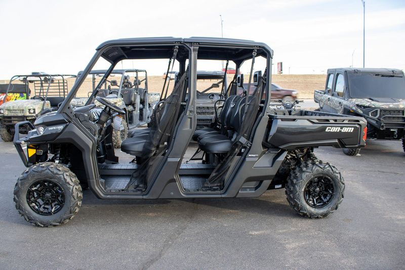 NEW 2026 CAN-AM DEFENDER MAX XT HD9 Image 4