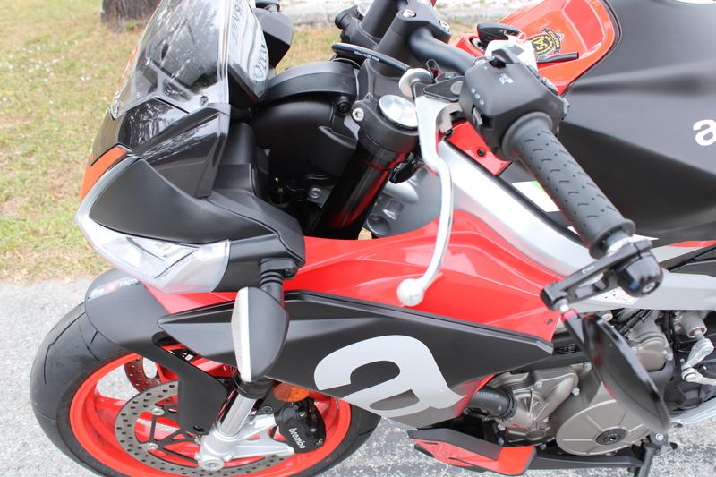 2021 Aprilia Tuono 660 