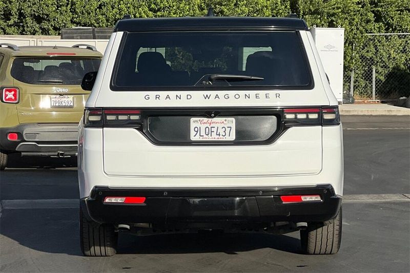 2024 Jeep Grand Wagoneer L II photo 5