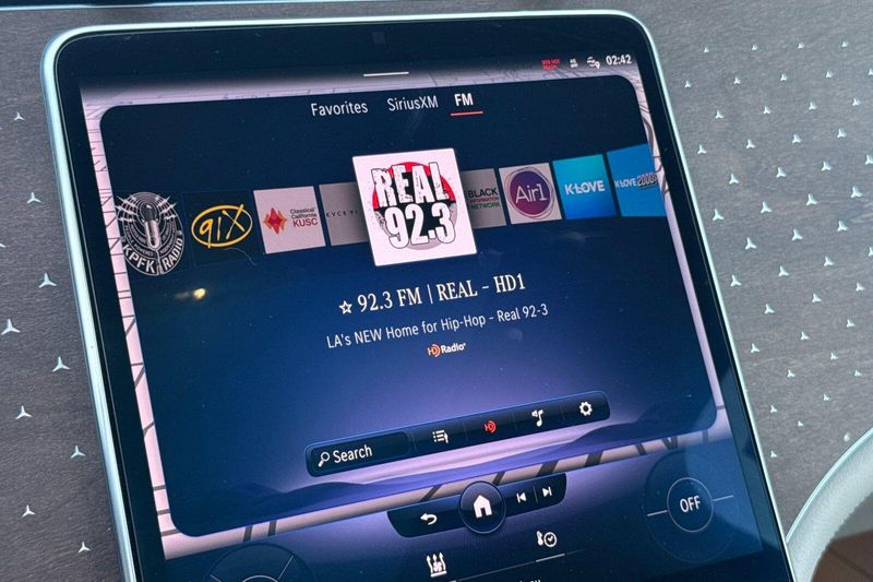 Used 2023 Mercedes-Benz EQS 450Image 22