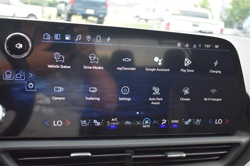 New 2026 Chevrolet Silverado EV LTImage 30