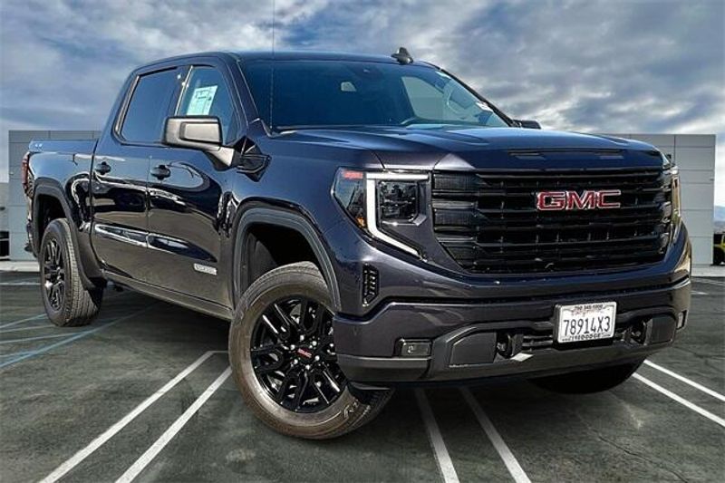 2024 GMC Sierra 1500 ElevationImage 12