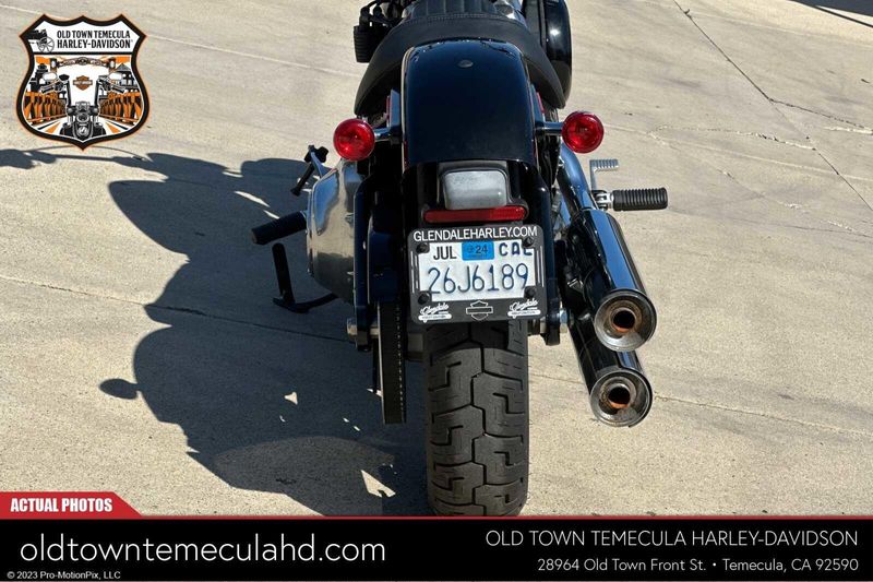 2023 Harley-Davidson Softail in a Black exterior color. BMW Motorcycles of Temecula – Southern California (951) 506-6903 bmwmotorcyclesoftemecula.com 