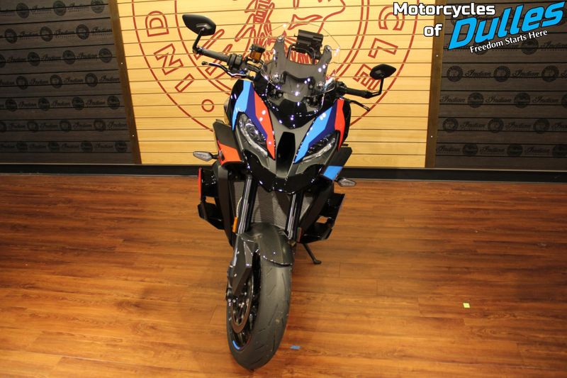 Used 2025 BMW M1000XR Image 3