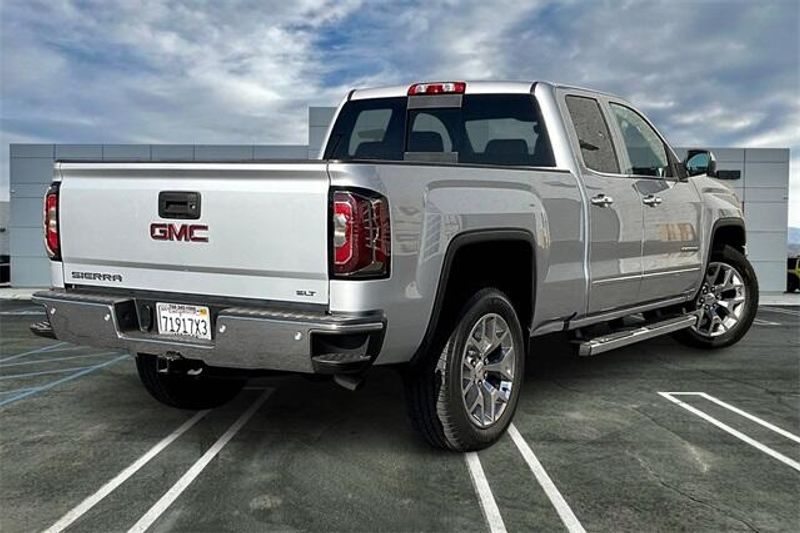 2018 GMC Sierra 1500 SLTImage 13