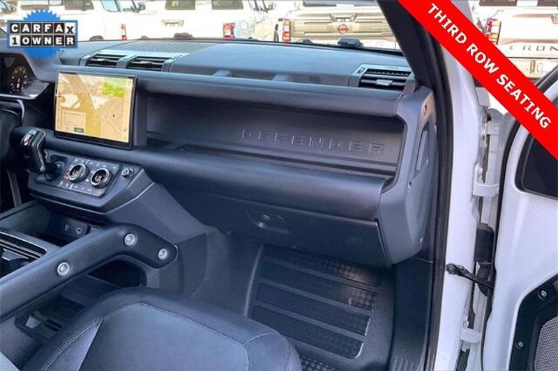 Used 2024 Land Rover Defender X-Dynamic SEImage 16