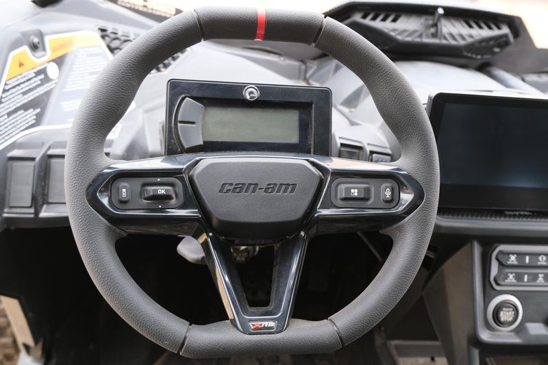 NEW 2026 CAN-AM MAVERICK X3 MAX X RS TURBO RR WITH 1025 TOUCHSCREEN Image 22