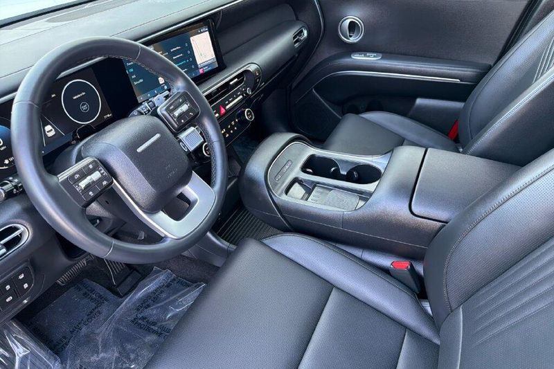 Used 2026 Hyundai Palisade SEL ConvenienceImage 9