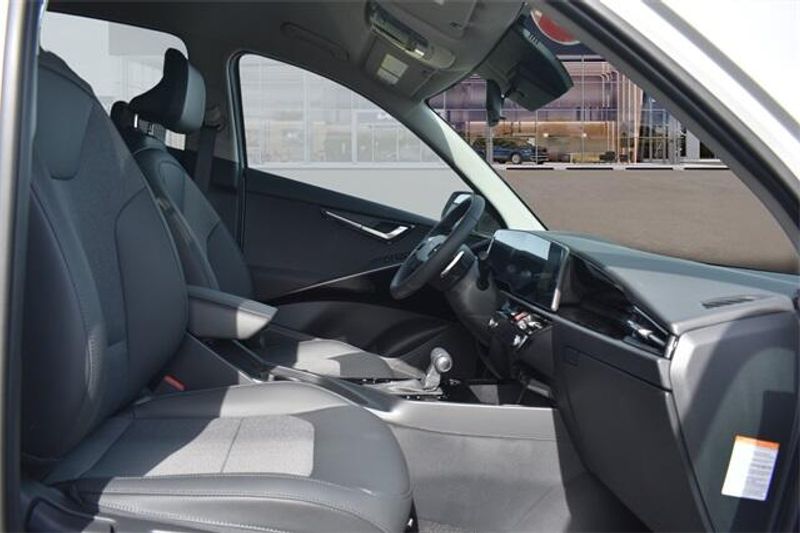 2025 Kia Niro EXImage 12