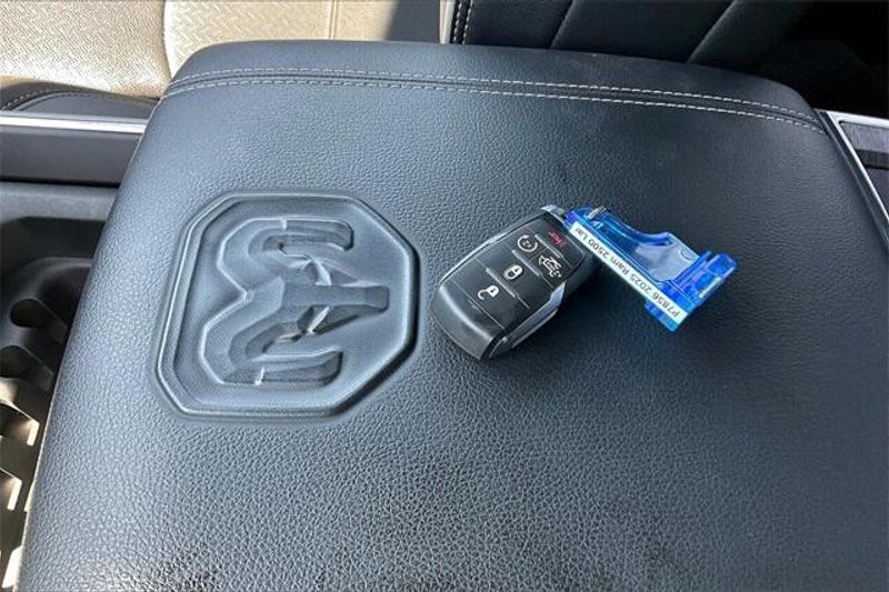 Used 2025 RAM 2500 LaramieImage 11