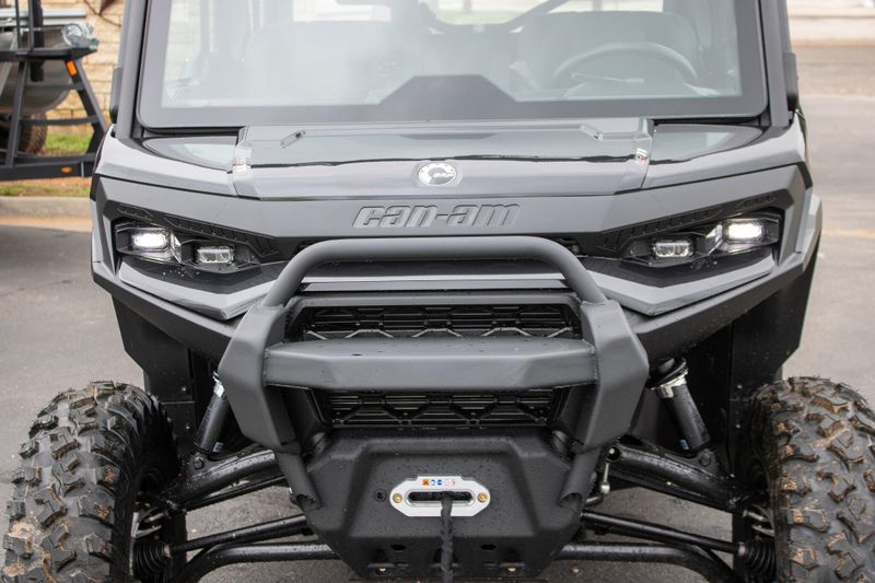 NEW 2026 CAN-AM DEFENDER MAX XT CAB HD11 Image 8
