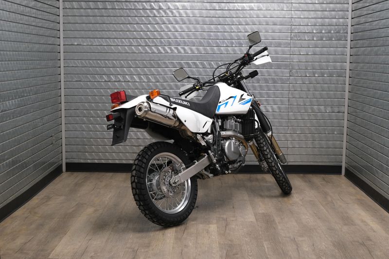 NEW 2026 SUZUKI DR650S Image 3