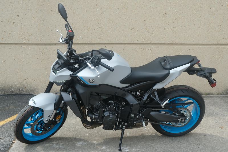 2025 Yamaha MT09 ICE STORM Image 5